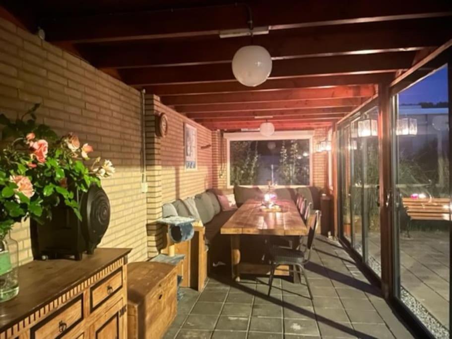 Holidayhome Zonnestraal 9P Amsterdam And The Beach Heerhugowaard Exterior photo