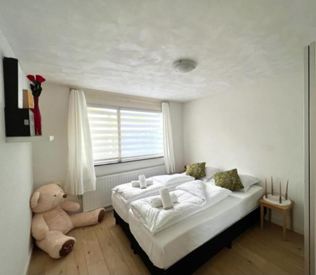 Holidayhome Zonnestraal 9P Amsterdam And The Beach Heerhugowaard Exterior photo